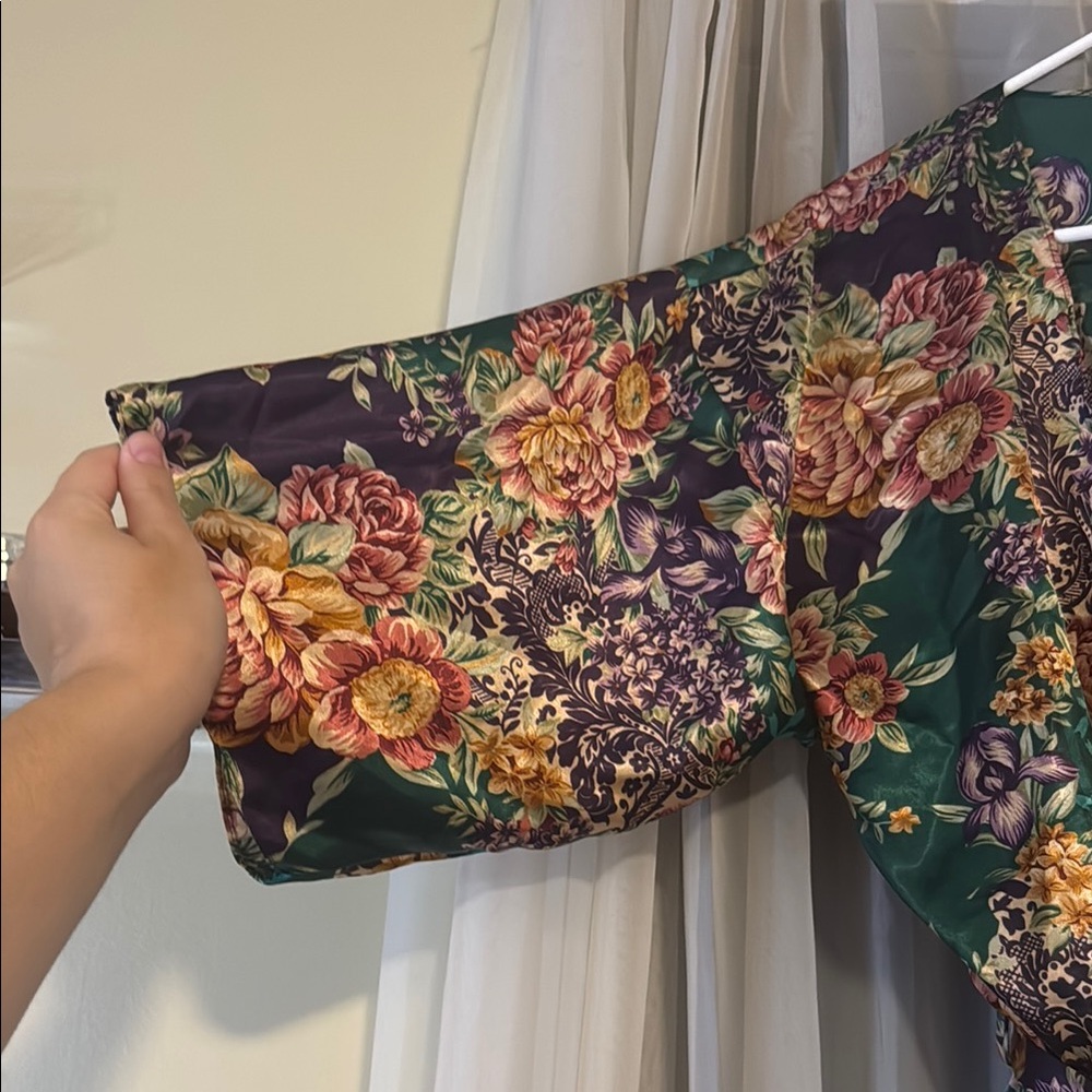 Floral Silk Robe - Picture 2 of 5